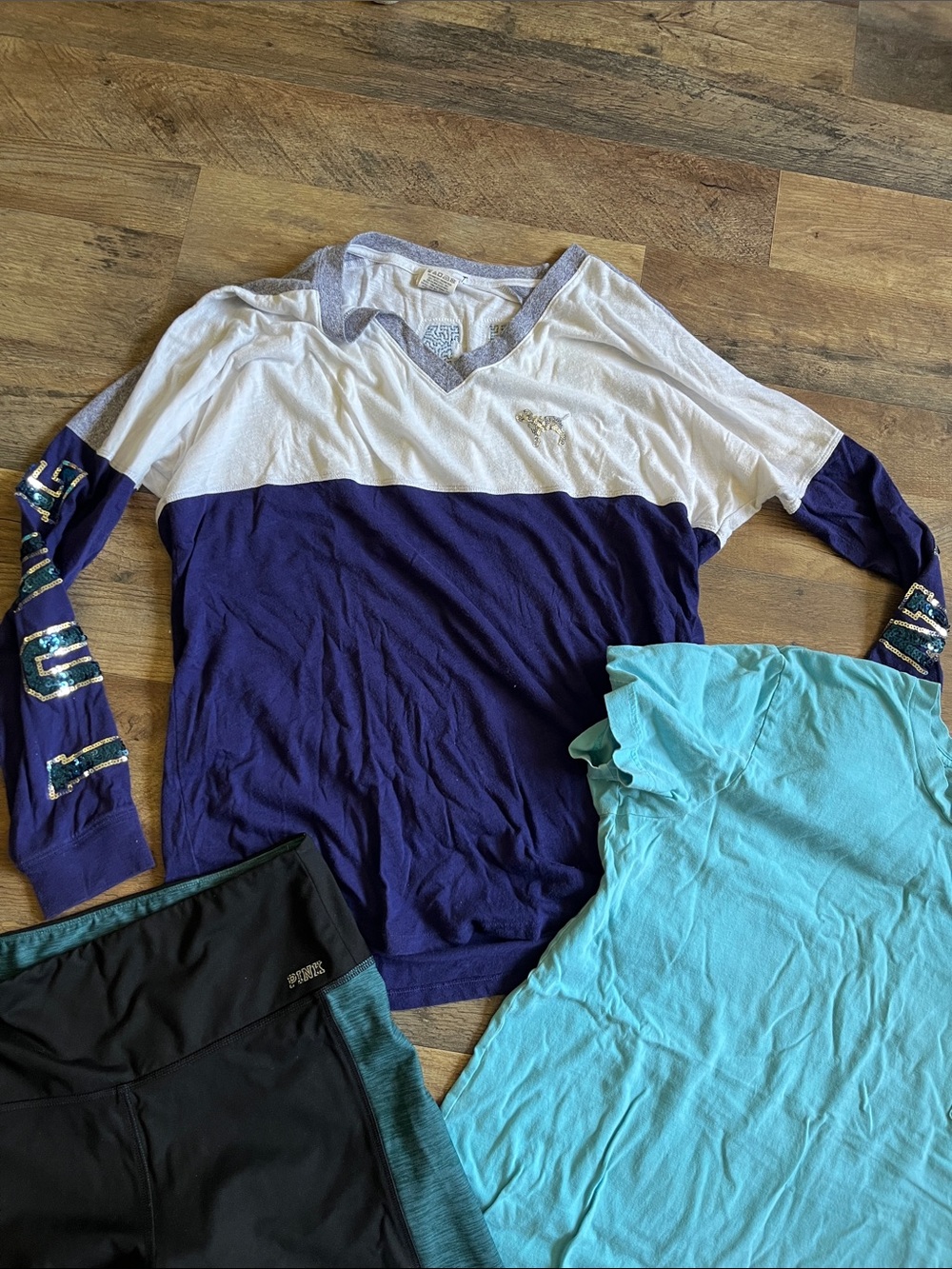 PINK Victoria’s Secret 3 pc. Bundle Lot, Size: Large - Picture 3 of 6